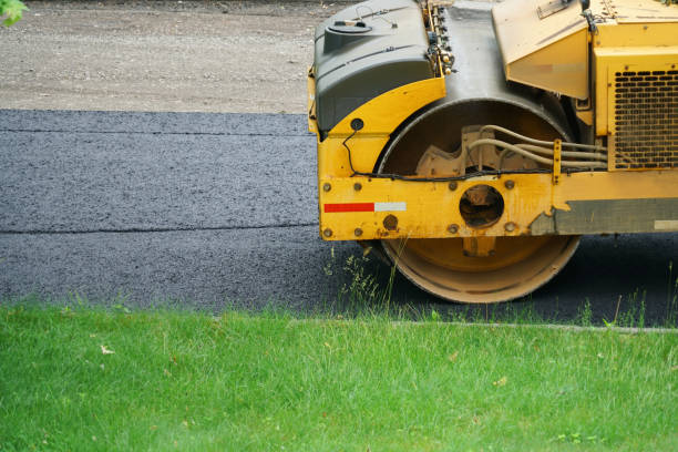 Best Affordable Driveway Paving  in North Haverhill, NH